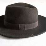 Orsay márkájú, fekete színű, széles karimájú női kalap eladó! fotó