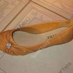 Új! Divat világosbarna, köves Női balerina cipő! 2990 Ft helyett fotó