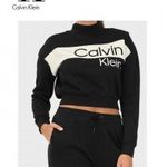 Calvin Klein női pulóver fekete J20J218992 (49.990 Ft helyett) fotó