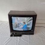 Grundig Retro színes kis TV, tökéletes retro videojátékhoz vagy VHS-hez fotó