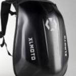 Új XLMOTO fekete/carbon mintás, merevfalú motoros hátizsák eladó (24 liter) fotó