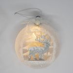 Csillámos karácsonyi szarvas-dísz - ledfénnyel, ezüst fotó