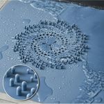 Dugulásgátló lefolyó szűrő, szilikon padlólefolyó borítás kék fotó