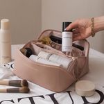 Kozmetikai táska, piperetáska utazáshoz rózsaszín fotó