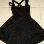 fekete dupla pántos ruha Reiss 8-s loknis alj h: 95 cm mb: 81 cm db: 70 cm fotó