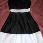 fekete fehér neoprén ruha 8-s Want That trend h: 92 cm mb: 78-92 cm db 62-71 cm fotó