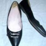 37-es olasz fekete kényelmes lapos cipő fotó