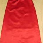 piros szatén maxi ruha db: 72 cm h: 134 cm mb: 82 cm fotó