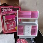 Vintage Barbie Dream Furniture konyhaszekrény 1982-ből/Barbie bútor fotó