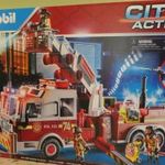 Új! Playmobil City Action 70935 óriás amerikai létrás tűzoltóautó működő vízágyúval 4-12 éveknek fotó
