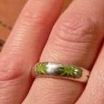 Zöld virágmintás ezüst karika gyűrű 925-ös fotó