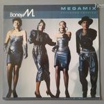 Boney M . : Megamix /Extended-Version/ Bakelit / Vinyl LP !!! 1988 Német kiadás ! fotó