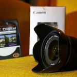 Canon EF-S 10-18mm f/4.5-5.6 IS STM objektív + UV szűrő + napellenző, újszerű állapot, dobozában fotó