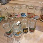 17db Retro szocreál magyar címkés befőttes dunsztos üvegek a 1970-es évekből dekoráció kreatív kádár fotó
