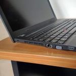 Jó állapotú Lenovo ThinkPad E550 15.6" Win10 Notebook - ajándék külső billentyűzettel fotó