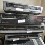 4 darab VHS videómagnó lejátszó felvevő csomagban JAVÍTÁSRA Hitachi Toshiba ÉRDEN ##1237 fotó