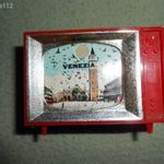 Régi manuális diavetítő 60 - s évek retró gyerekjáték mini TV 6x4x2, 5 cm fotó
