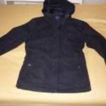 Fekete kapucnis karcsúsított átmeneti női kabát Bélelt S méret fotó