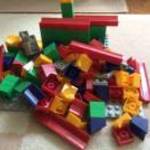 Építkezés LEGO duplóval fotó