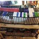 Eladó retro VHS video kazetta kb. 400 darab fotó