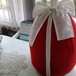 Húsvéti Óriás piros tojás + ajándék Húsvéti mintás viaszos vászonnal aranyos nyuszikkal , csibékkel t fotó