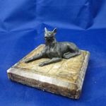 6084 Antik bronz kutya szobor farkaskutya fotó