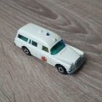 Matchbox Mercedes-Benz Ambulance fotó