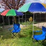 Camping fotel, napernyő és ernyőtartó fotó