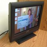 Techwood NATUS X815DVB-T LCD tv 15" ( 38cm ) Lapos televízió monitor távirányítóval fotó