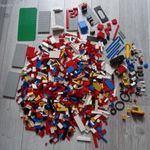 3 KG RETRO LEGO EGYVELEG A 70-80-AS ÉVEKBŐL - VONAT 126, TŰZOLTÓSÁG, FABULAND, POSTA 6362 STB fotó