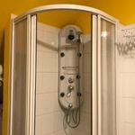 Sarokba szerelhető zuhanypanel fotó