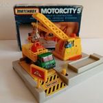 Matchbox Motorcity 5 daru autóval fotó