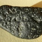 TEKTIT Vietnamit, meteorit gyűjteményből SZÉP FORMA NAGY SÚLY gyűjteményes darab GARANCIÁVAL fotó