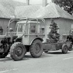Dutra UE-28 és UB-28 traktor gépkönyve fotó