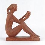 1Q530 Kovács J. : Terrakotta ülő nő szobor 16 cm fotó