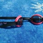 ARENA úszószemüveg PINK-FEKETE állítható ORR ÉS fejpánt szilikon fotó