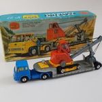 Corgi Toys #27 Gift Set - Bedford teherautó pótkocsival és Priestman Cub kotrógép fotó