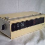 SABA lapozós, ejtőszámlapos órás rádió az 1970 es évekből fotó