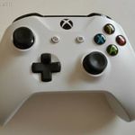 Eredeti Microsoft Xbox One S kontroller fotó