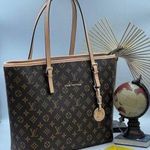 Louis Vuitton táska, új kollekció fotó