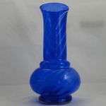 0A541 Élénk kék színű régi fújt üveg váza fotó