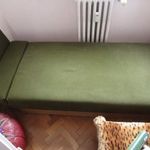 Zöld színű, ágyneműtartós heverő fotó
