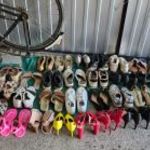 Női cipők, papucsok, szandálok, táskák fotó