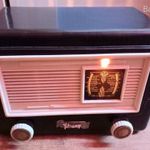 MŰKÖDŐ TIHANY TYP R822 régi retro vintage magyar bakelit csöves rádió, 1957 fotó