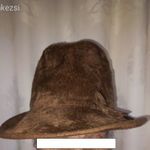 Elegáns kb. 58/M-s barna színű műszőrme női kalap fotó
