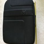 Jó állapotú bőrönd (használt) /W448 fotó