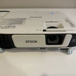 EPSON EB-W42 projektor eladó fotó