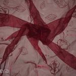 Bordó rózsás-leveles organza függöny - fényáteresztő, készre varrt 137 cm x 247 cm fotó