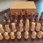 Faragott, ember figurás sakk készlet fotó