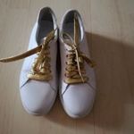 38-as Bellissimo hófehér női bőr cipő sneaker fotó